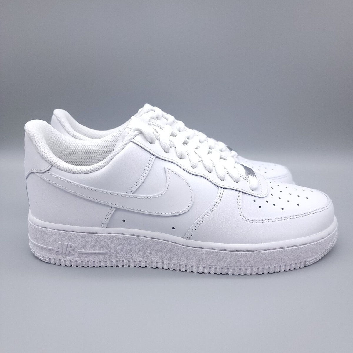 Nike Air Force 1 White – Men’s Size 13 | Excellent Condition