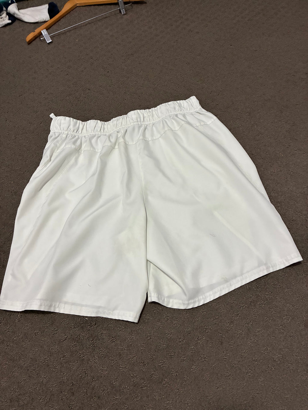 Nike Dri-Fit Shorts – White, Size XL