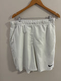Nike Dri-Fit Shorts – White, Size XL