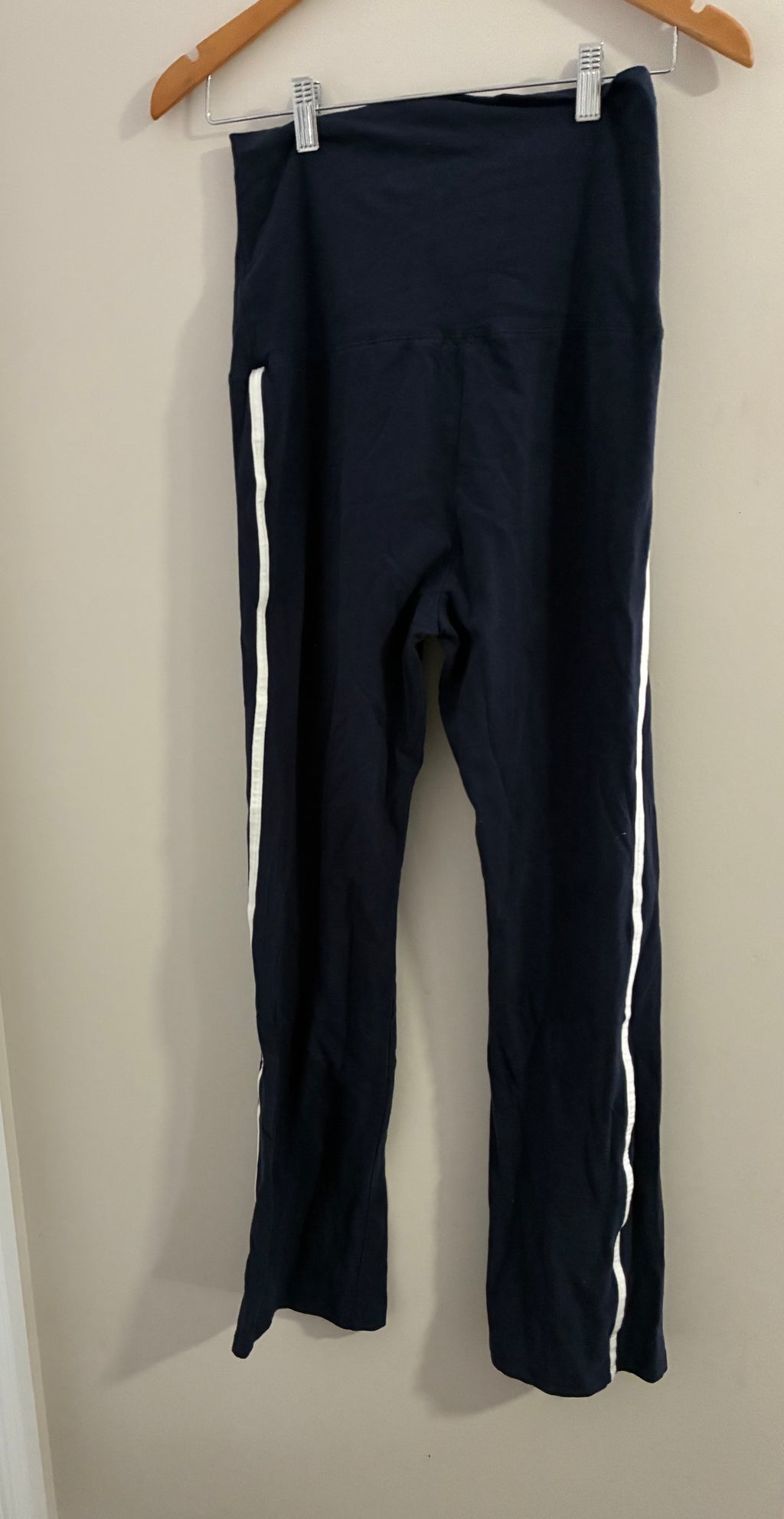 H&M Blue Leggings with White Stripe – Women’s Size M, Active & Stylish