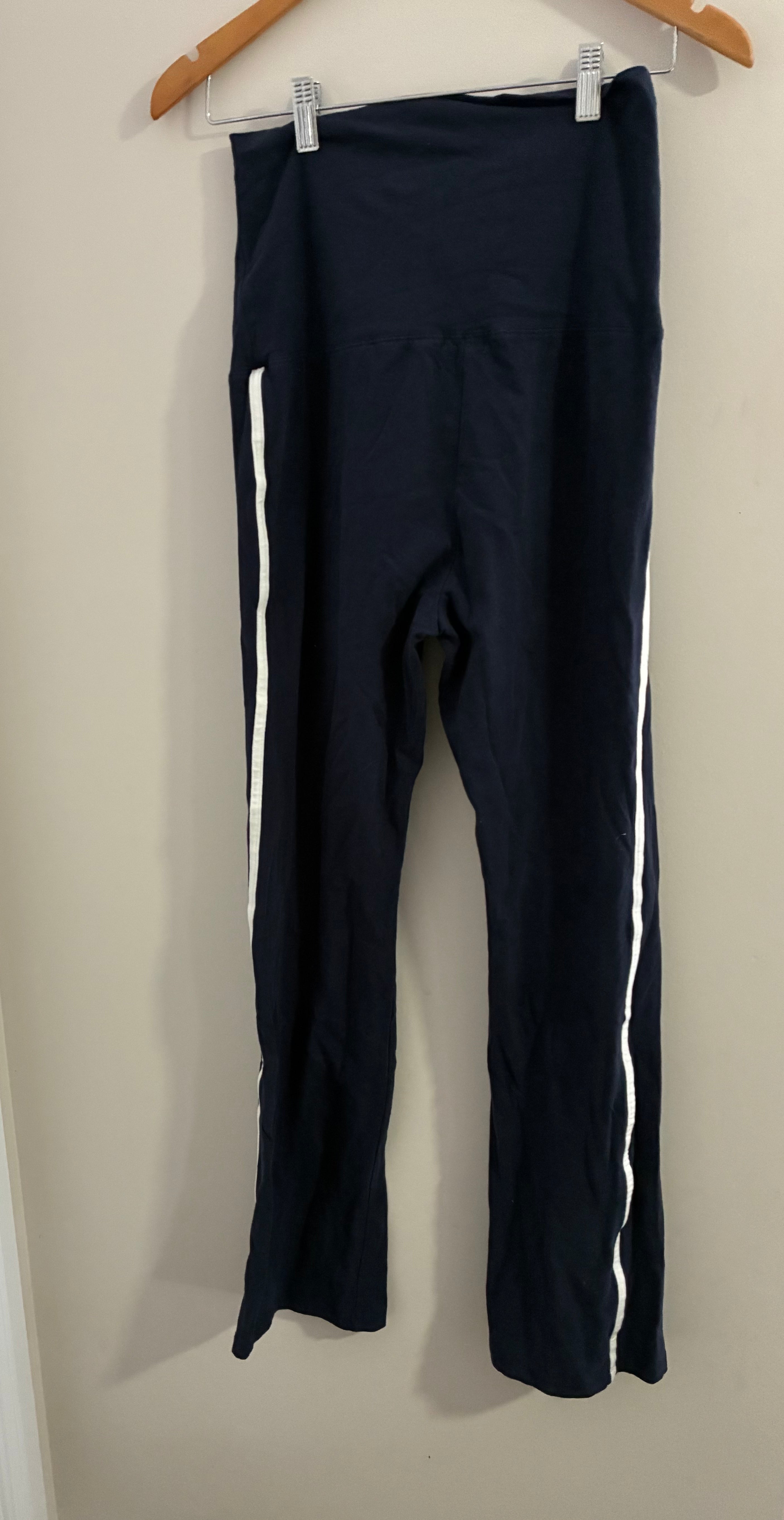 H&M Blue Leggings with White Stripe – Women’s Size M, Active & Stylish