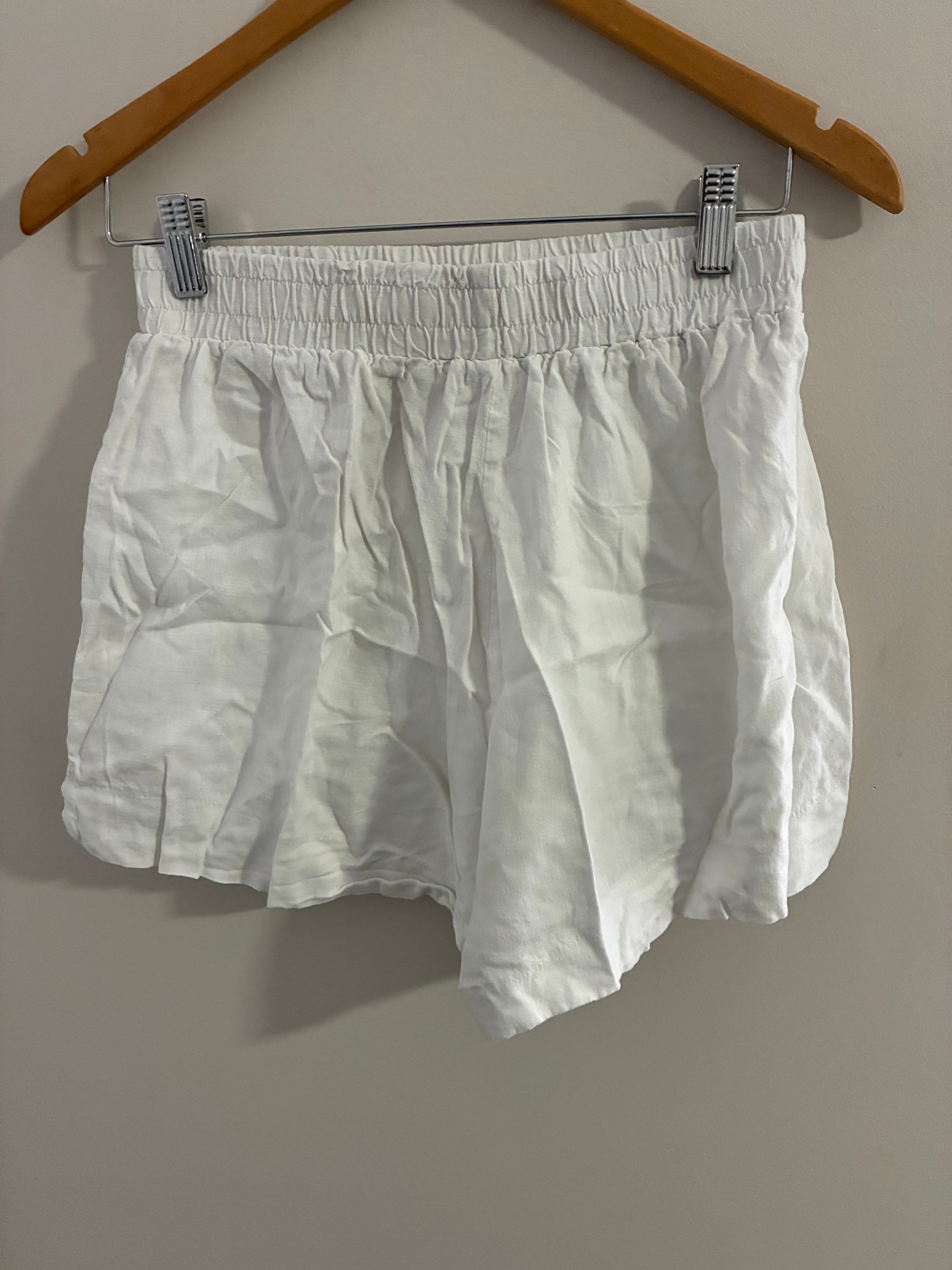 Cotton On White Linen Shorts – Women’s Lightweight Summer Essential Size US 4