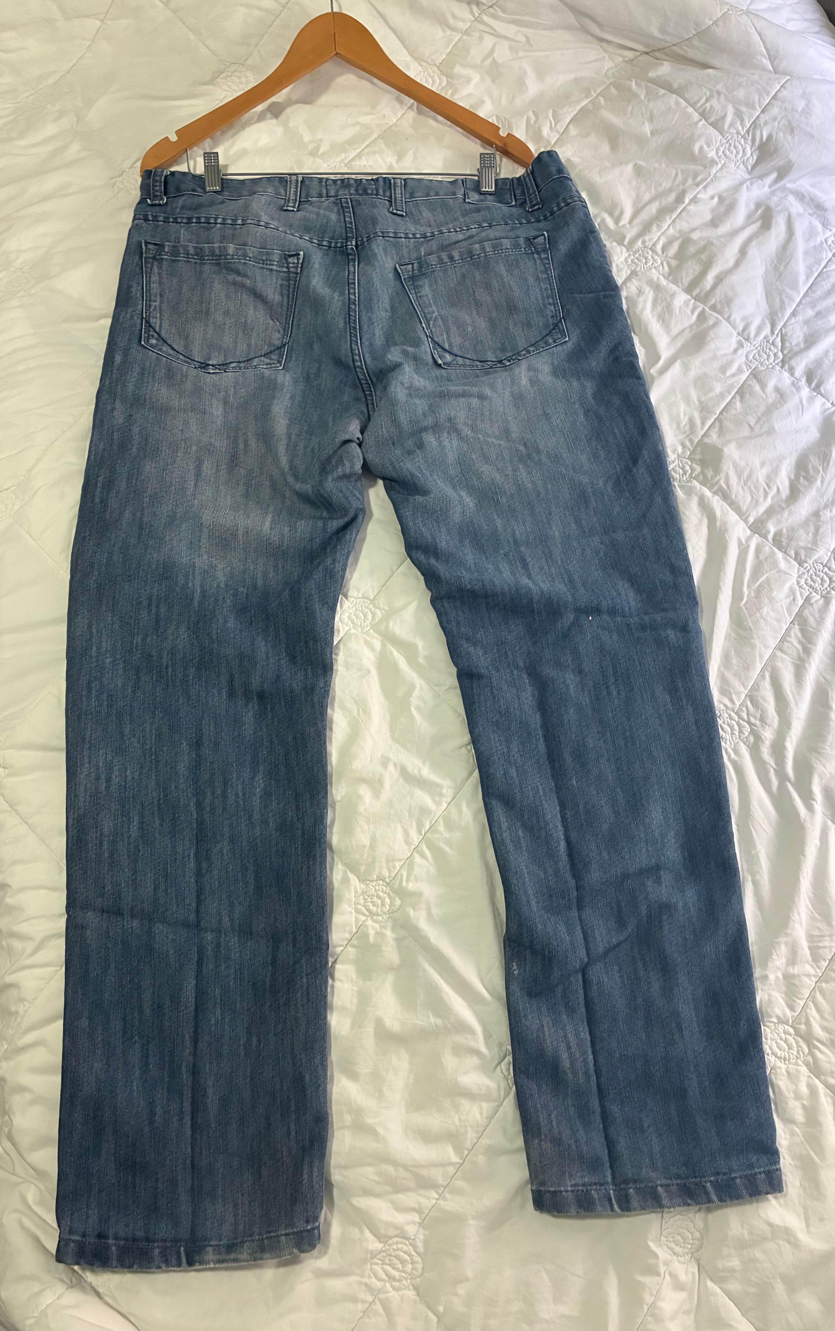 Colours Alexander Julian Mens Jeans Size 38x32 Dark Wash Distressed