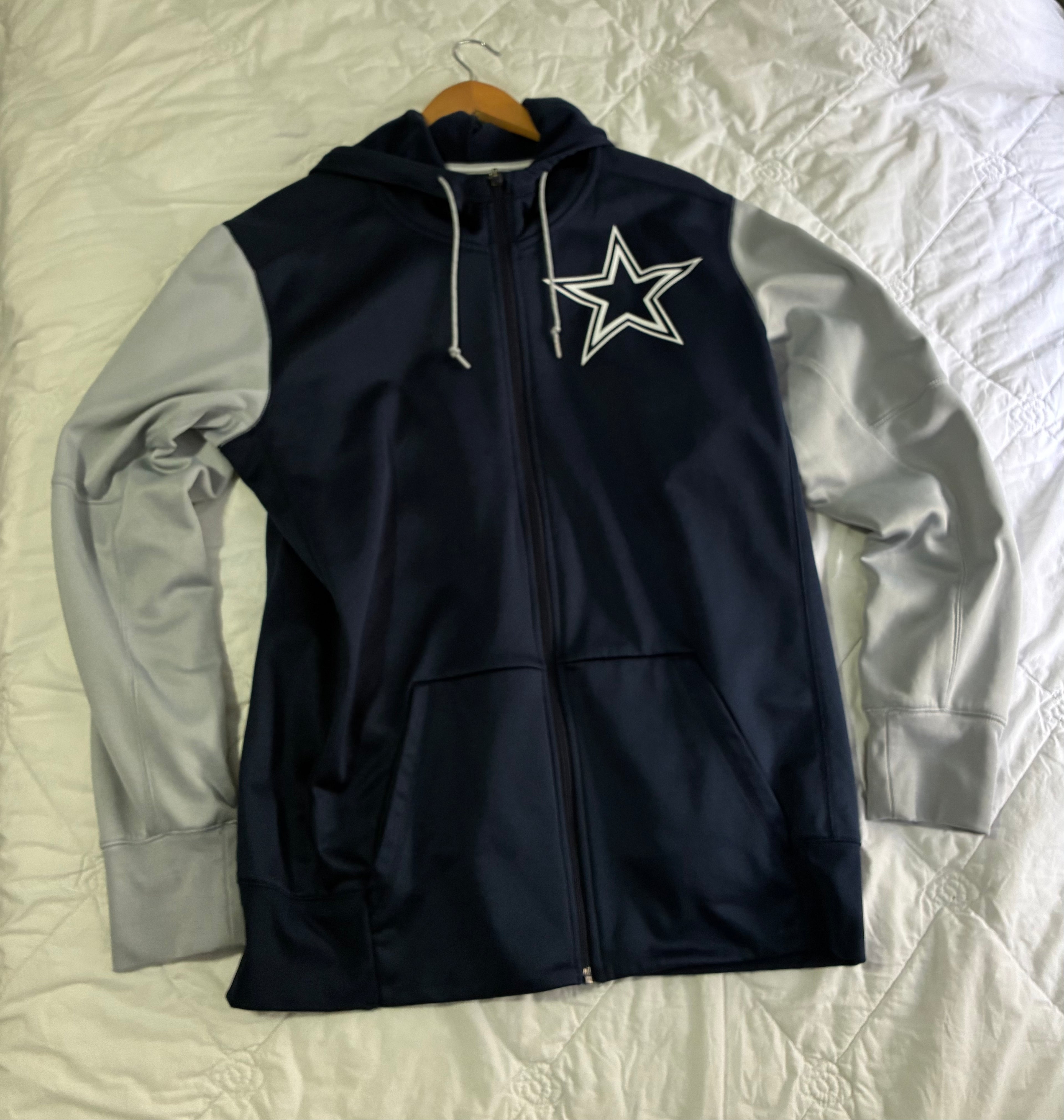 🧥 Dallas Cowboys NFL Ultra Game Full-Zip Knit Hoodie – Men’s Size XL